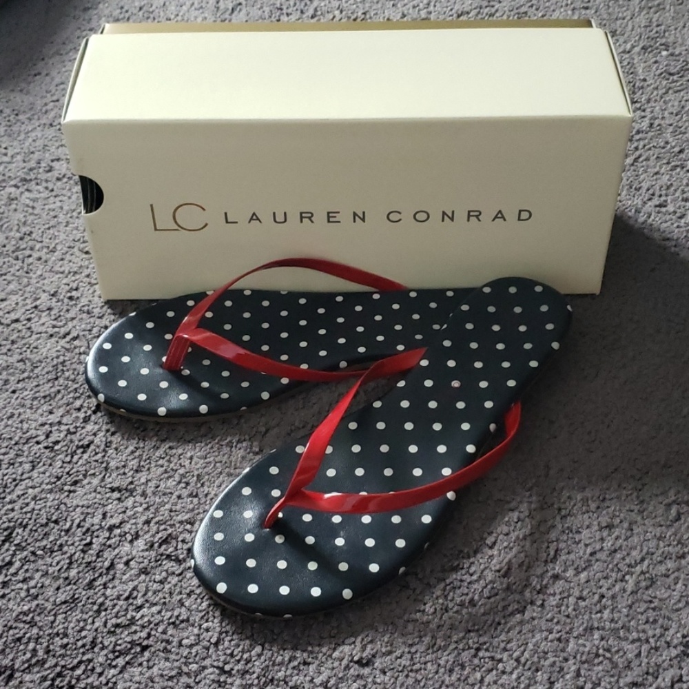 LC Lauren Conrad Valencia Dot Sandals 7